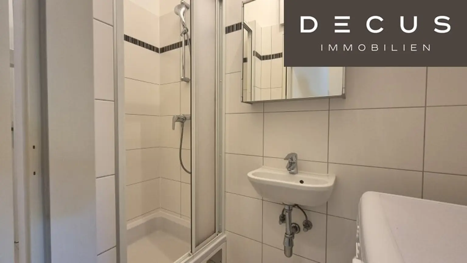 | WOHNUNGEN MIT VIEL POTENTIAL | U-BAHN NÄHE | ALTBAU |