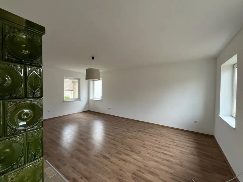 +++Traumhaus mit ländlicher Eleganz – ein geschmackvoll gestaltetes Einfamilienhaus im Herrenhausstil im Herzen von Lövő!+++