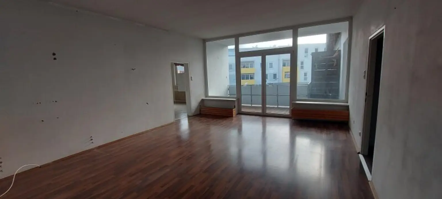 Flexible Gewerbeeinheit in zentraler Lage