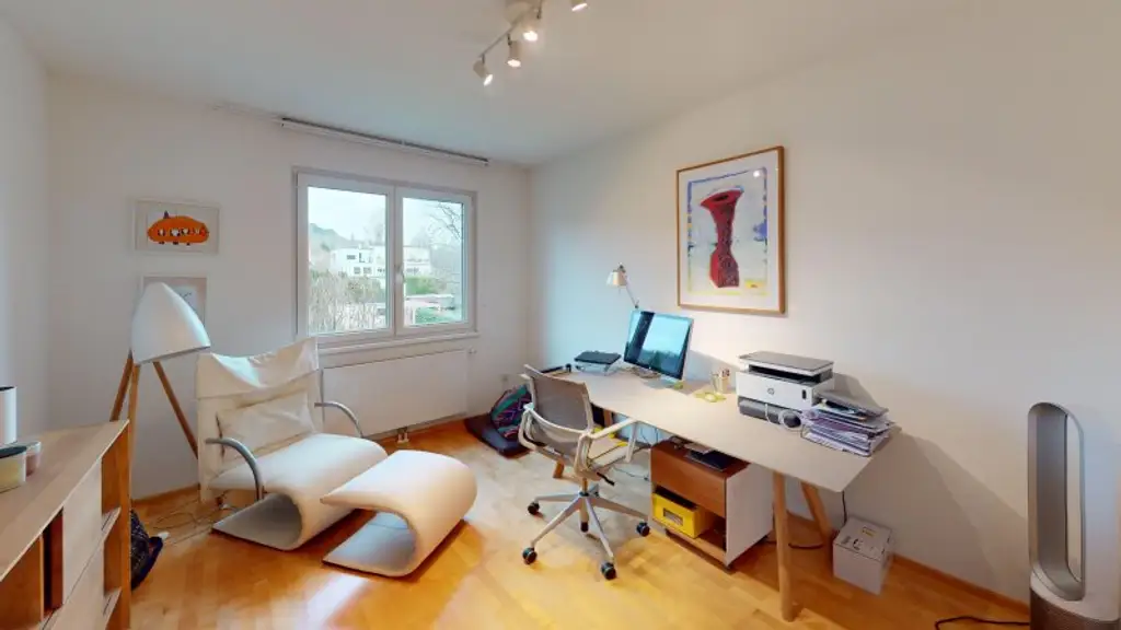 Wien-Strebersdorf: Doppelhaushälfte mit großem Garten am Fuße des Bisambergs