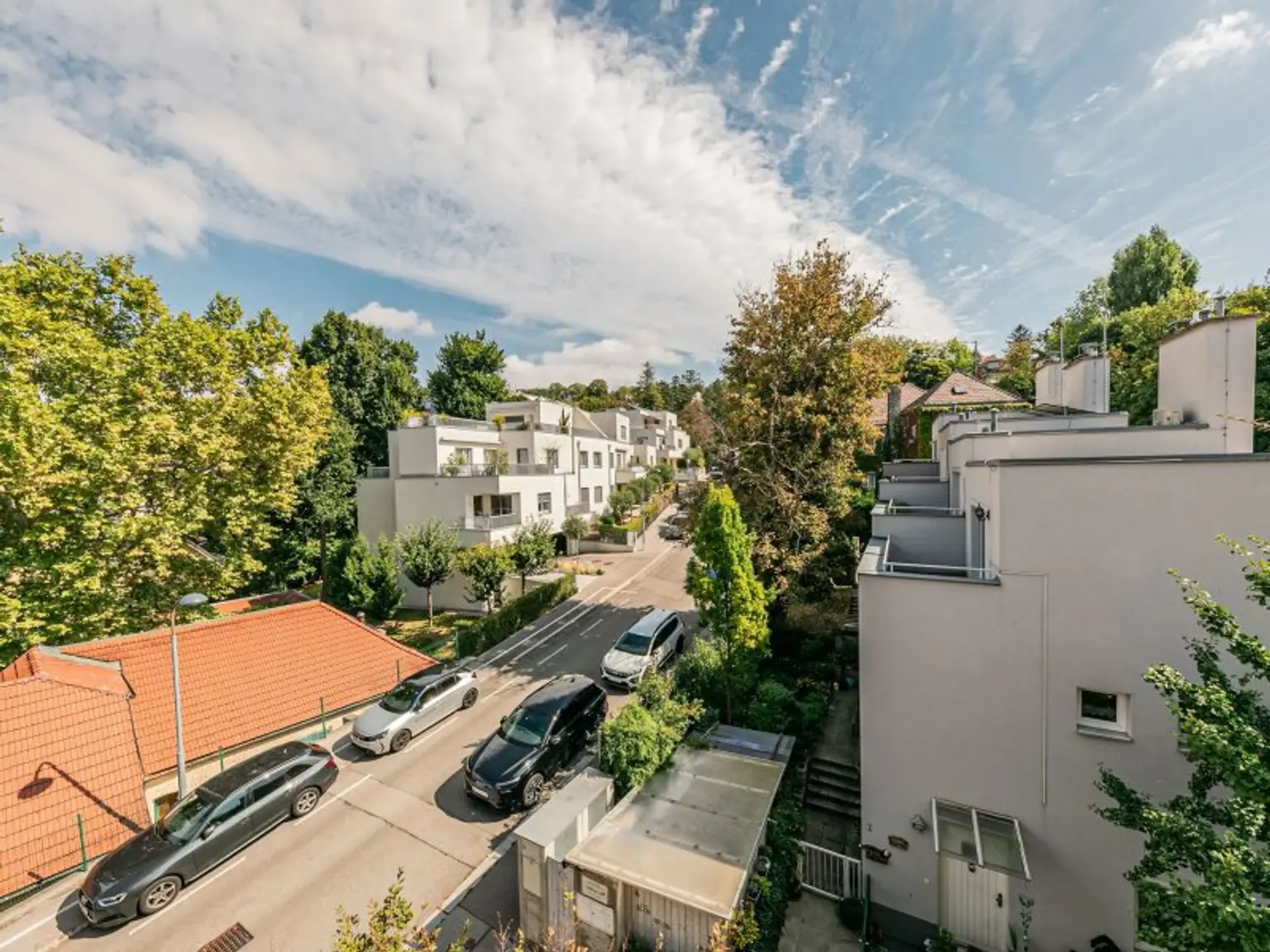Stilvolle Familienwohnung am Fuß des Küniglbergs - 4 Zimmer getrennt begehbar - Balkon, Klima, Gartennutzung