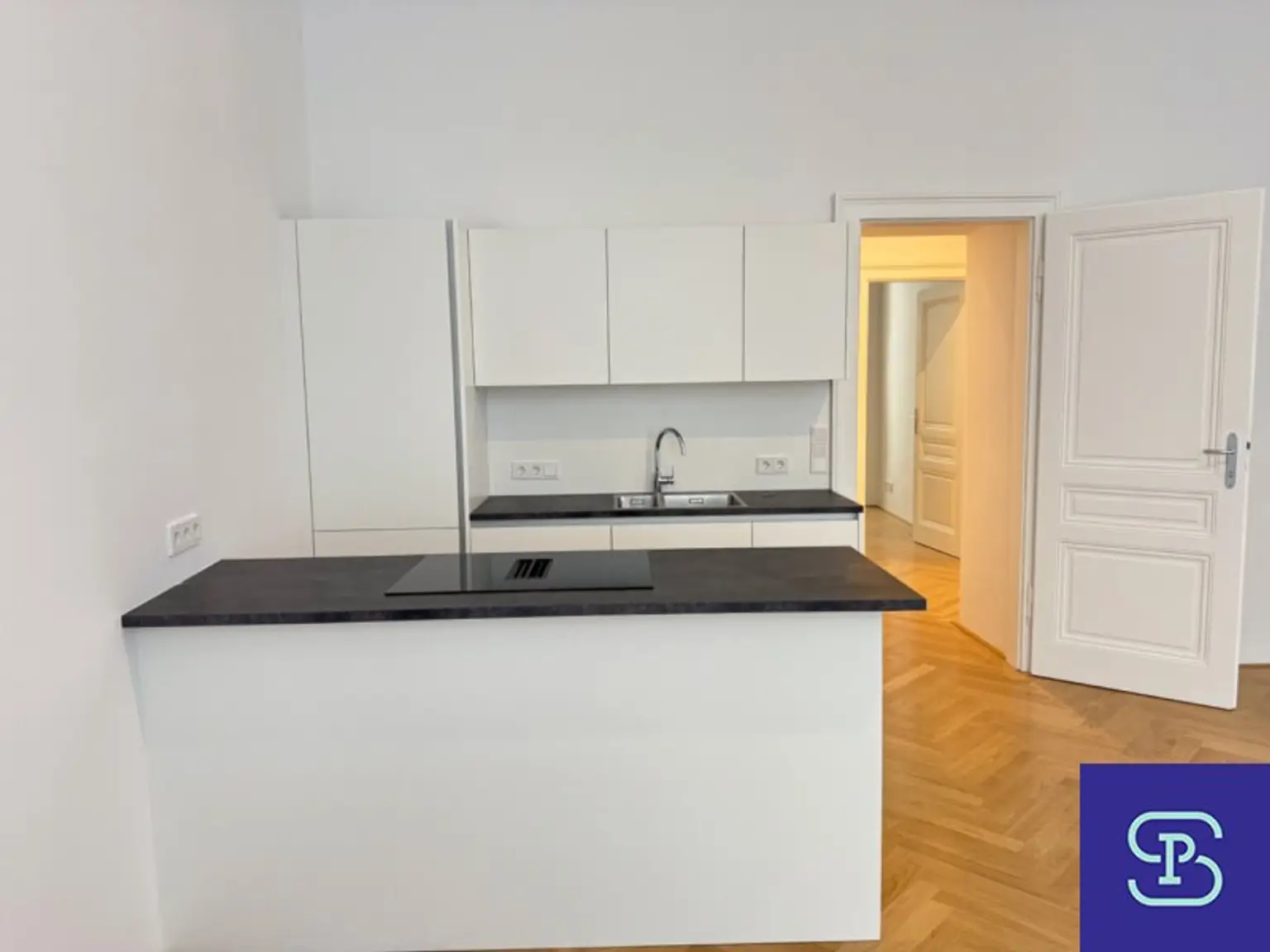 Erstbezug: 112m² Altbau mit 4 Zimmern und Einbauküche am Franziskanerplatz - 1010 Wien
