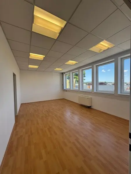 Kostengünstige Büro-/ und Lagermöglichkeit!