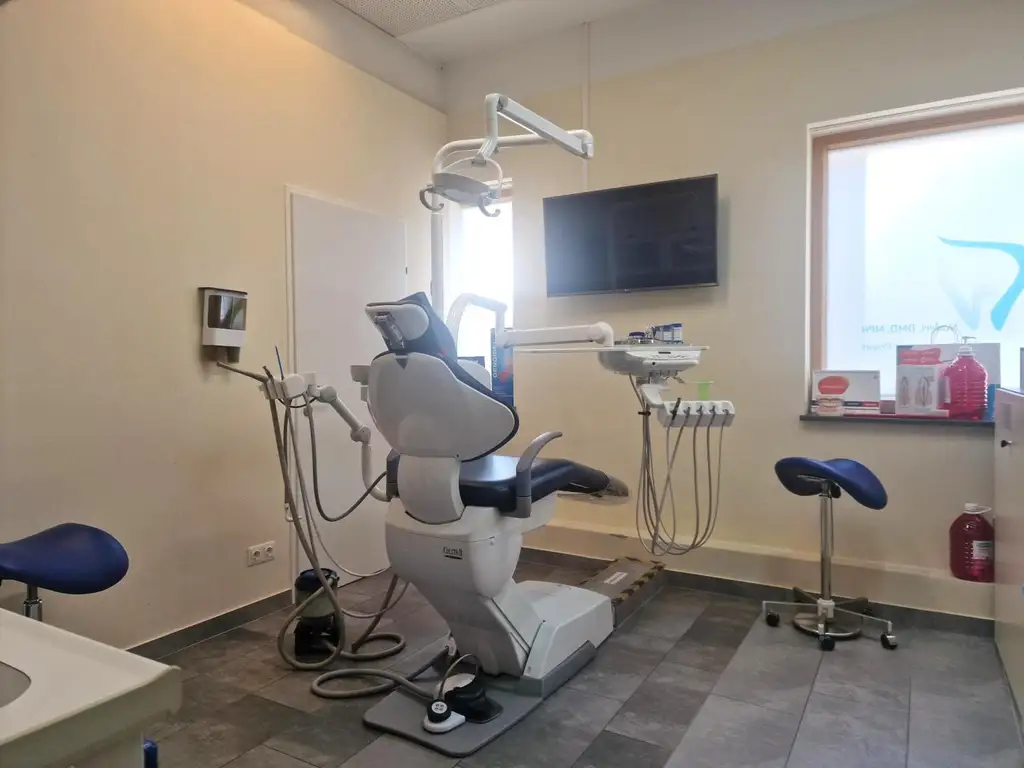 Geschäftslokal, Praxis/Ordination oder Büro im Herzen von Moosbrunn