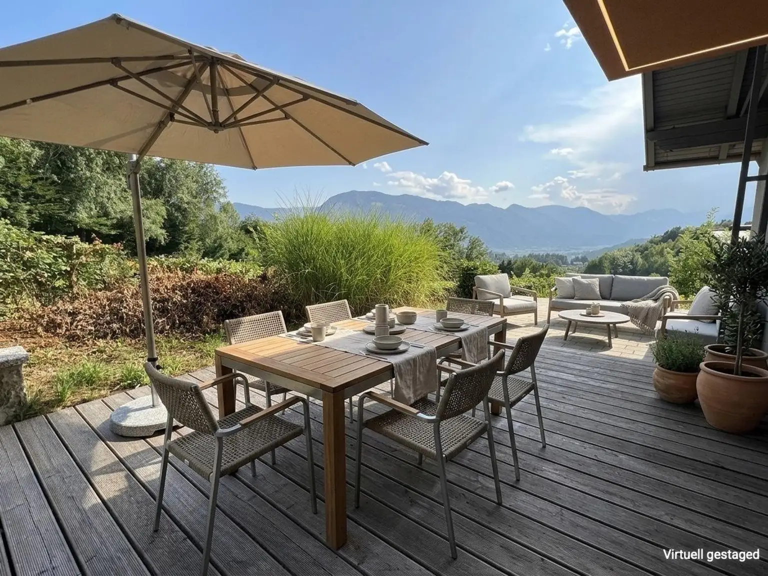 Terrasse unten