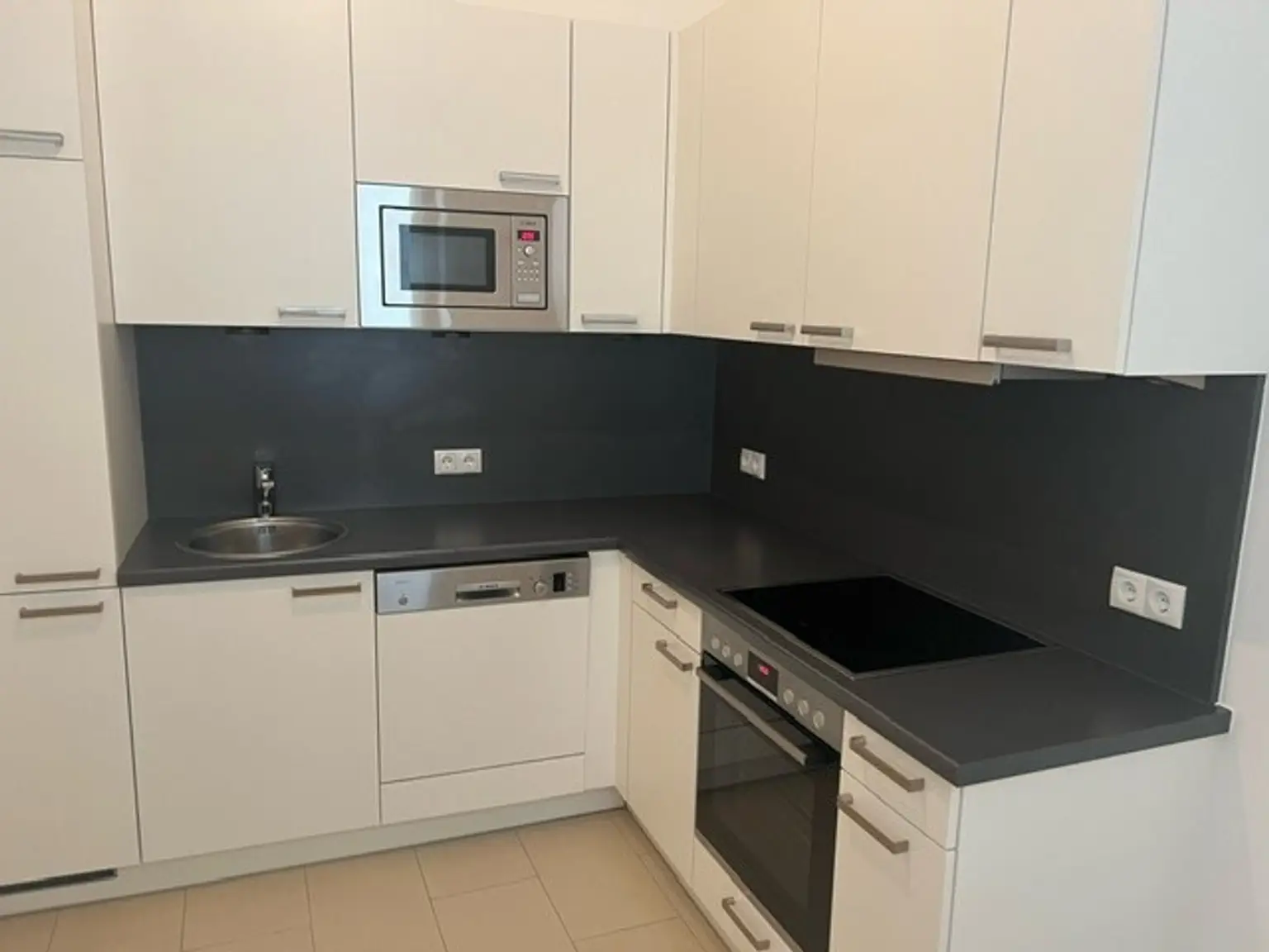 Moderne, ruhige 2-Zimmer Altbauwohnung nahe Naschmarkt