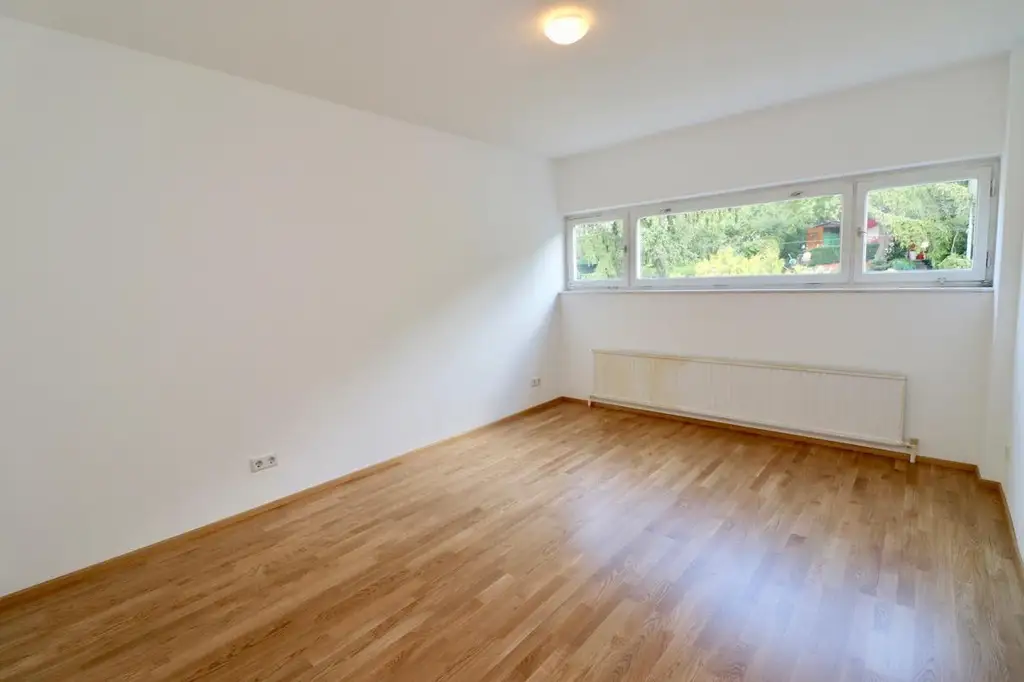 Gemütliche 3 Zimmer Wohnung mit großem Balkon und Blick ins Grüne!