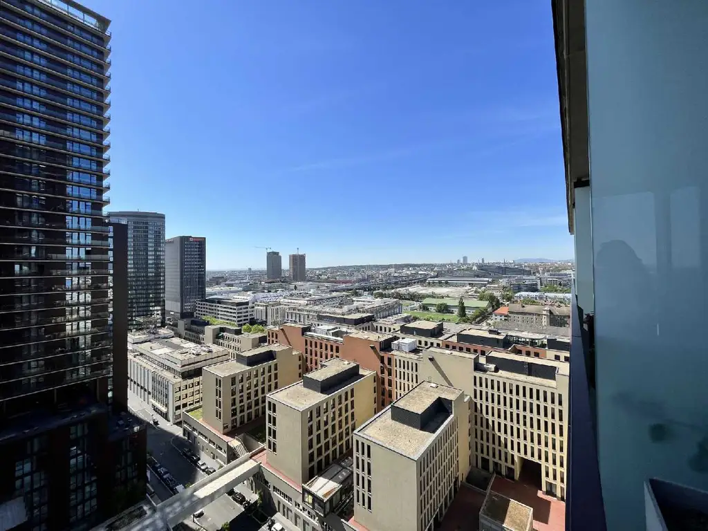 Blick auf die Vienna Skyline - Wohnen im Triiiple Tower
