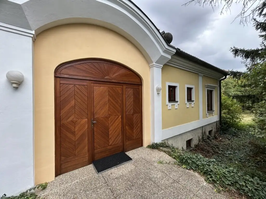 ++ Charmantes Mehrfamilienhaus mit großem Garten in Kleinmutschen ++