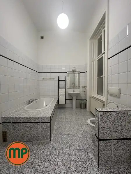 PER ASPERA AD ASTRA – Geschäftsräumlichkeit auf höchstem Niveau