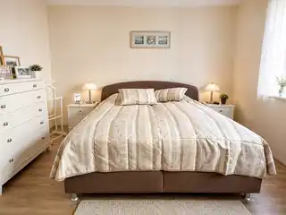 Schlafzimmer - EG