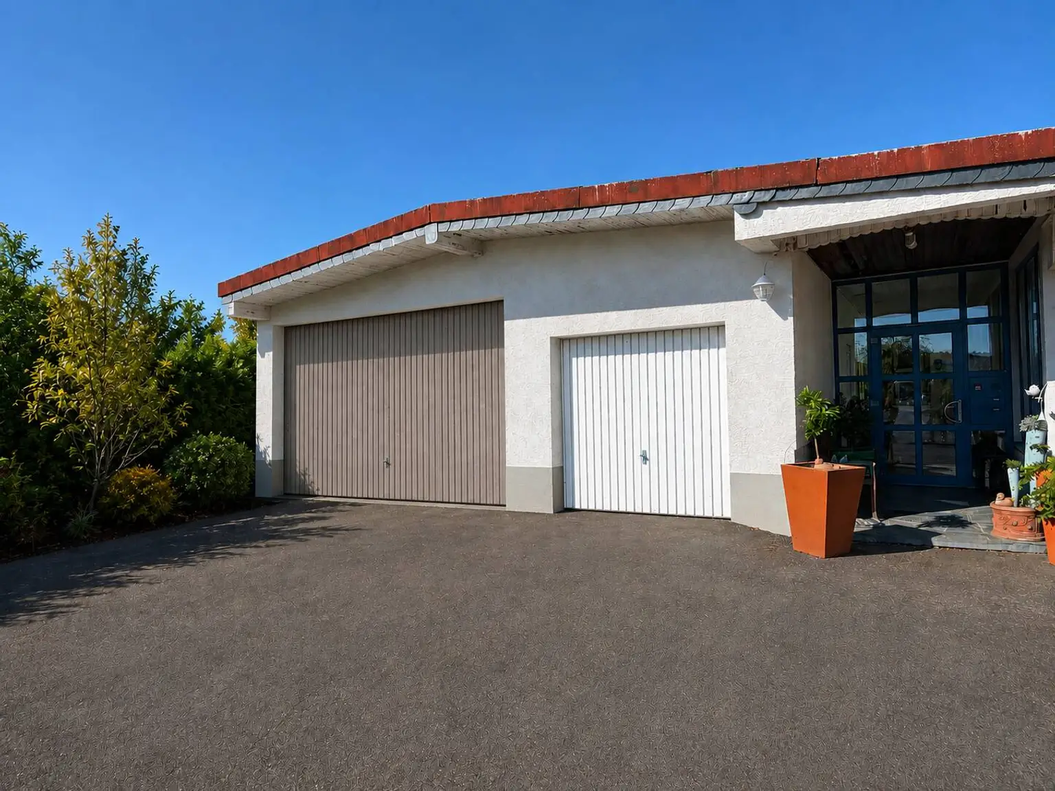 Halle/Garage