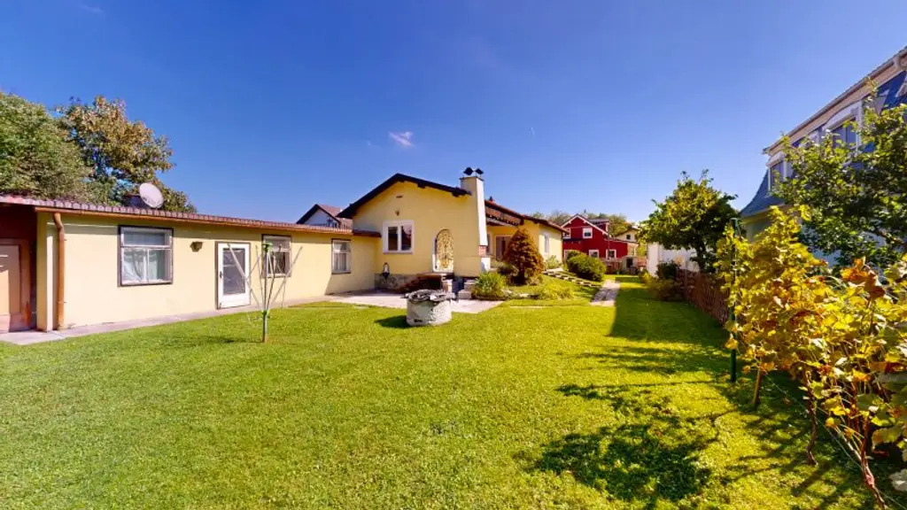 Hinreißender Bungalow mit großem Garten und Entwicklungspotential | 3 Zimmer | Terrasse