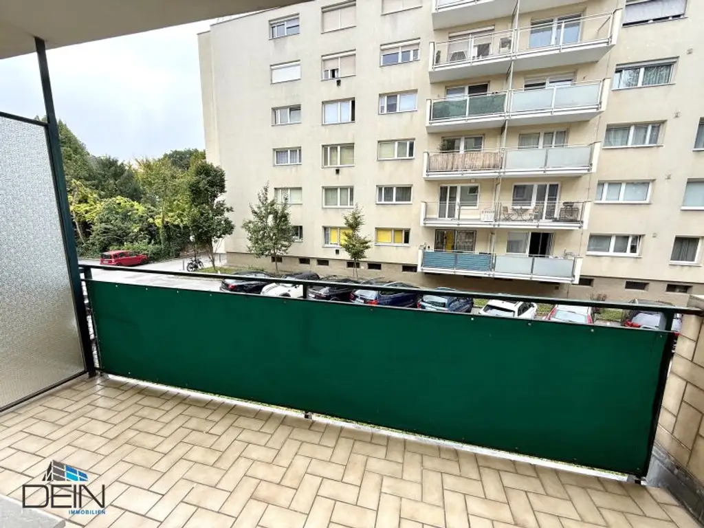 NEU! TRAUMHAFTE 2 ZIMMER WOHNUNG MIT EINEM BALKON IN HOFRUHELAGE!