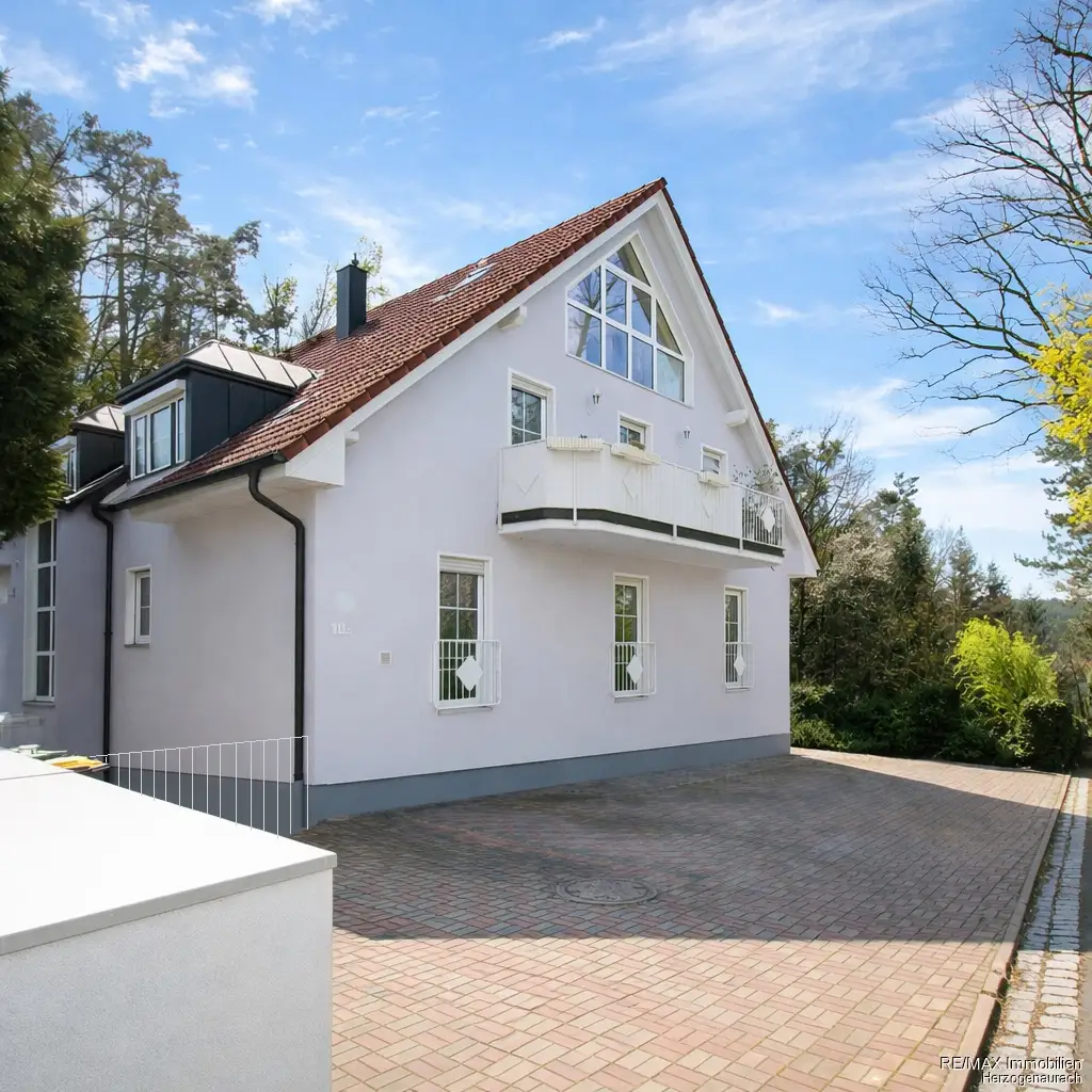 3-Zimmer-Wohnung mit Einlieger-Appartement in Zirndorf / Weiherhof