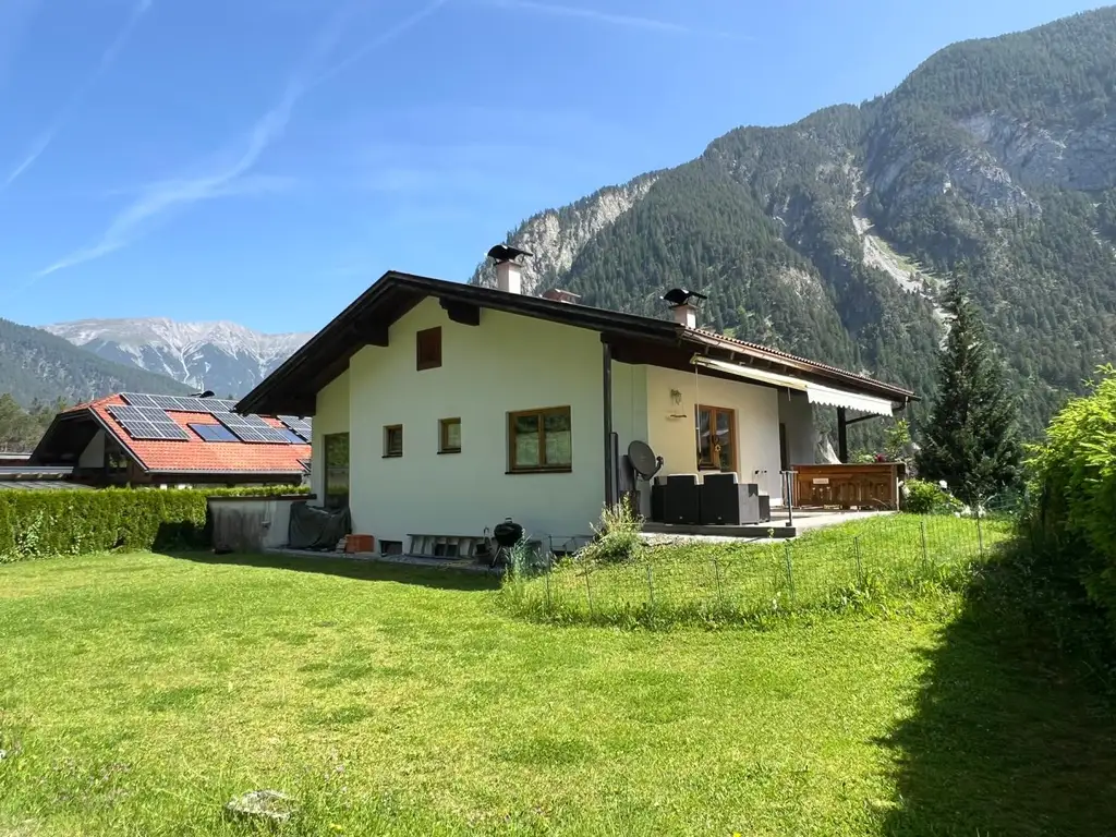 NEU: Attraktives Einfamilienhaus in Ruhelage
