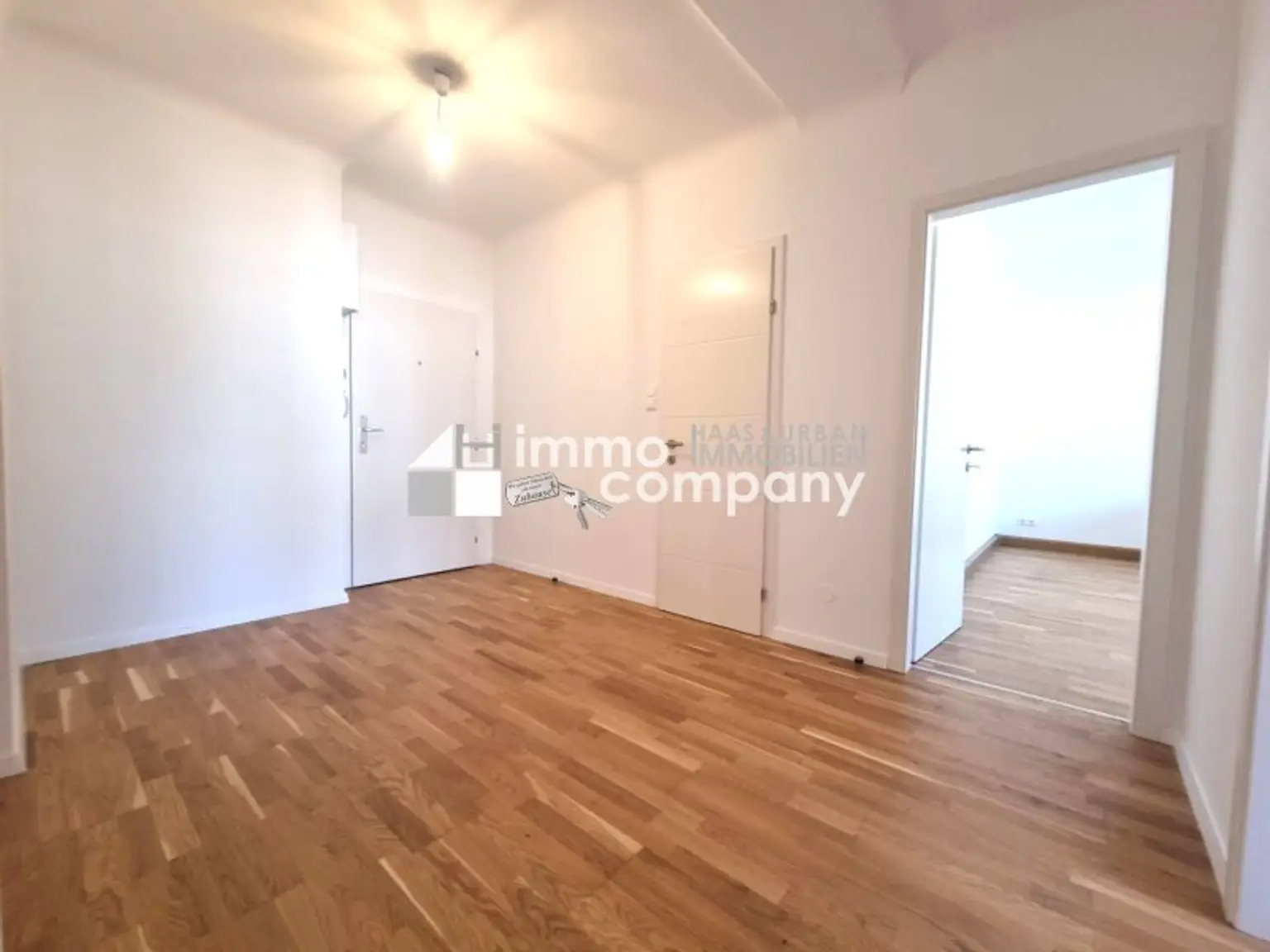 WUNDERSCHÖNE, RENOVIERTE 2-Zimmerwohnung mit PERFEKTER RAUMAUFTEILUNG