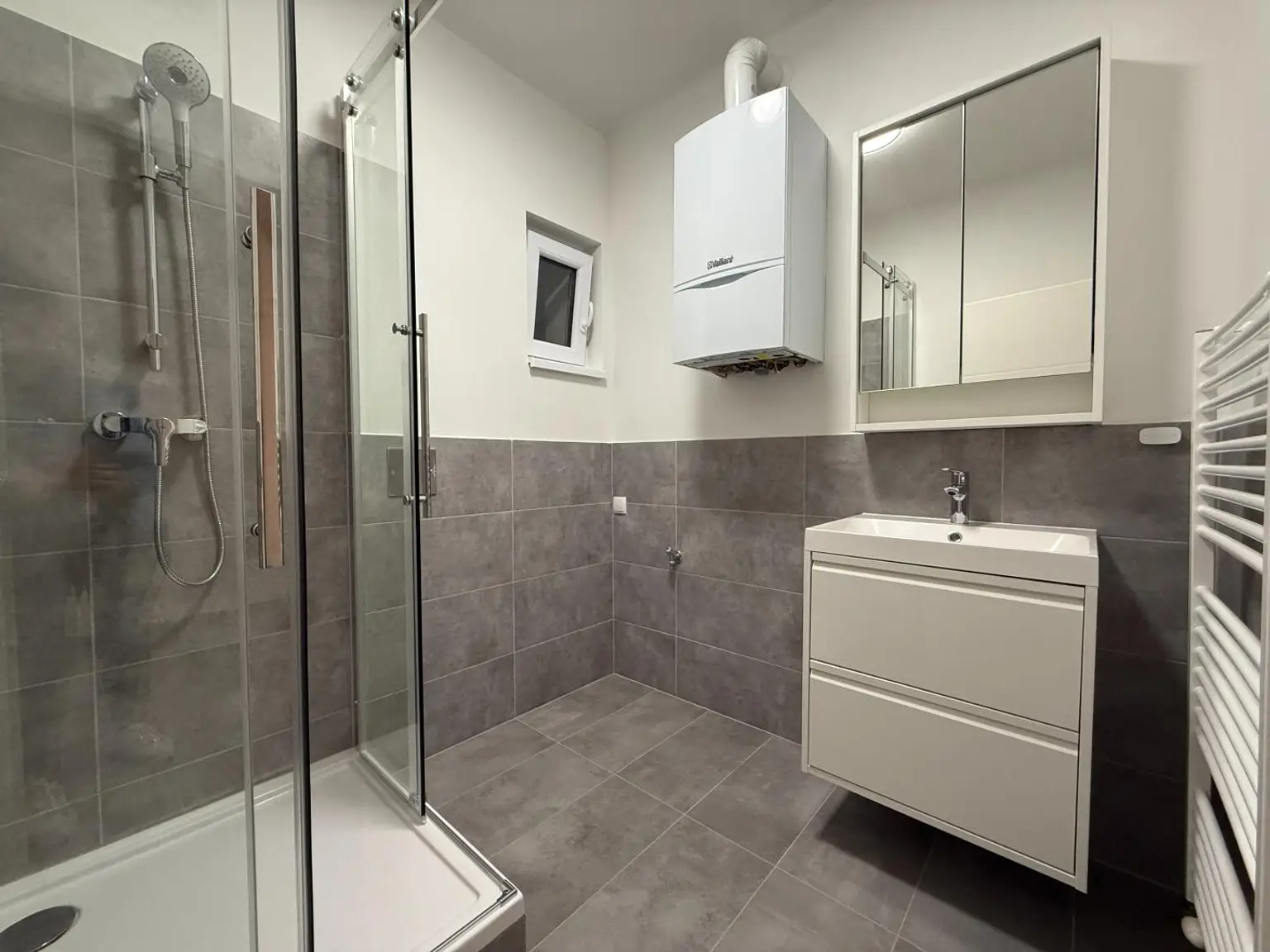 OPEN HOUSE am 14.11. - Nähe U1 - Erstbezug nach Sanierung