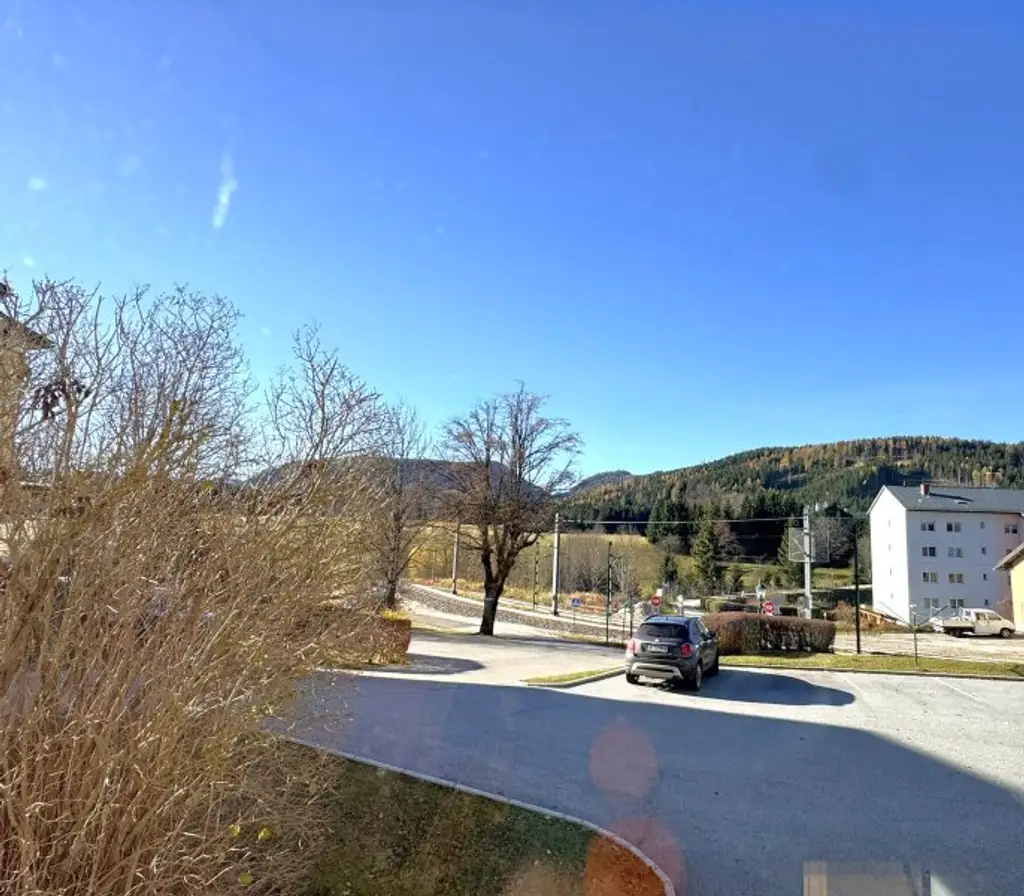 SONNIGES 4-ZIMMER-NEUBAU-EIGENTUM MIT LOGGIA