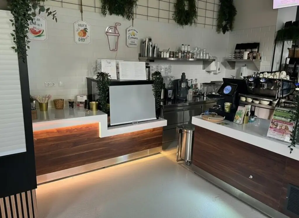 Voll ausgestattetes Gastroloka in Top-Lage beim AKH – sofort betriebsbereit!