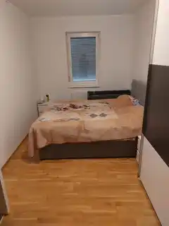 1000051800
