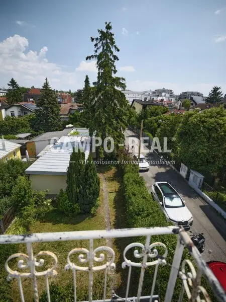 CAMPO REAL: Charmantes Stadthaus – Ihr Renovierungsprojekt mit Potential!