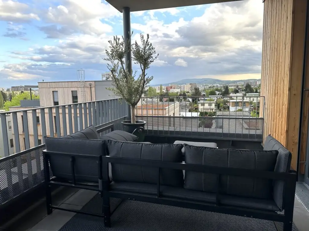 Wunderschöne & vollmöblierte 2-Zimmerwohnung in absoluter Ruhelage mit schönem Ausblick von großer Terrasse - en suite Badezimmer inklusive