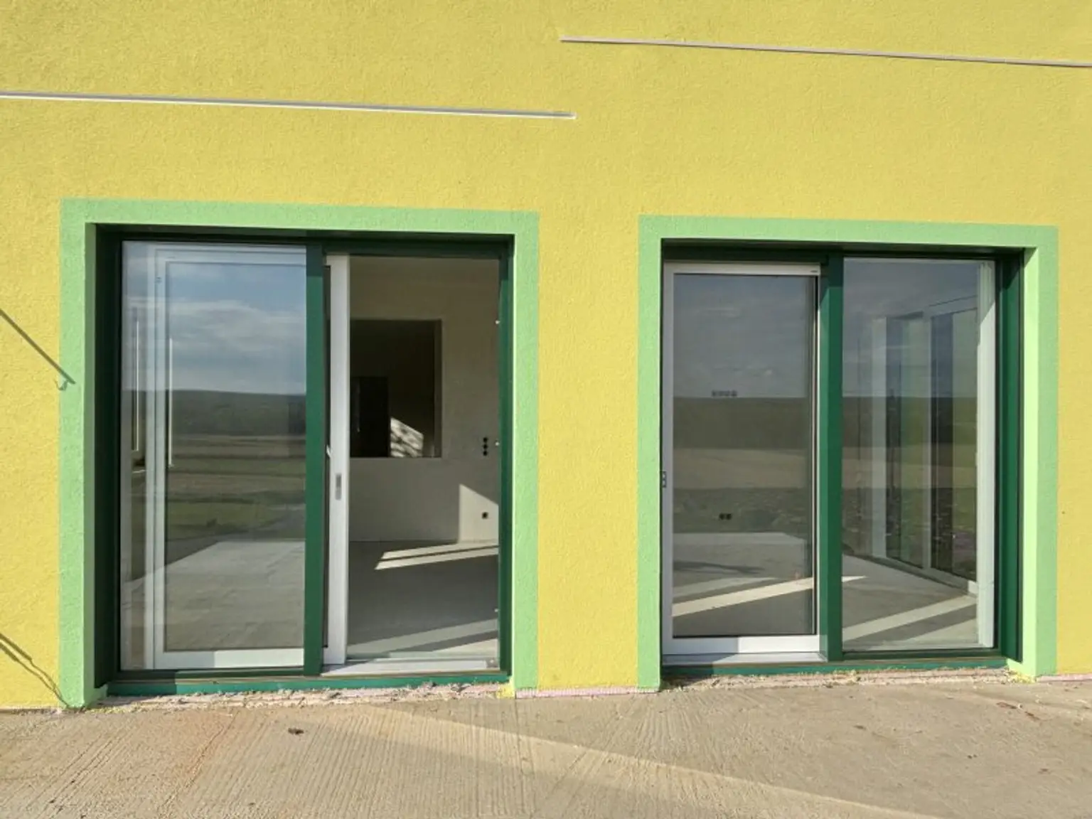 '' ZEITGEIST '' Exklusives Einfamilienhaus in beschaulicher Ruhelage - Fertigstellung Dez. 2025 !!