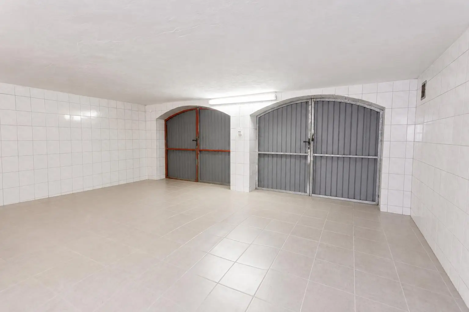 Garage_ KI generiert