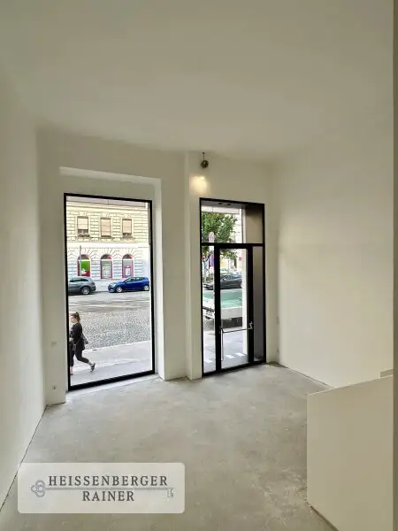BOUTIQUE RETAIL SPACE /// BESTLAGE IM SERVITENVIERTEL