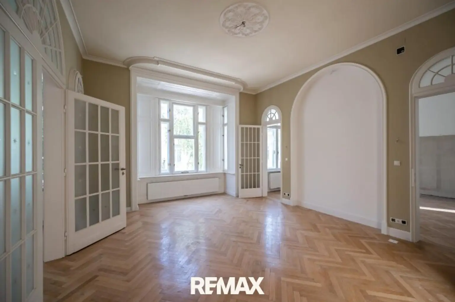 Rarität: Stadt-Villa mit weitläufigem Garten an exklusiver Hietzinger Adresse
