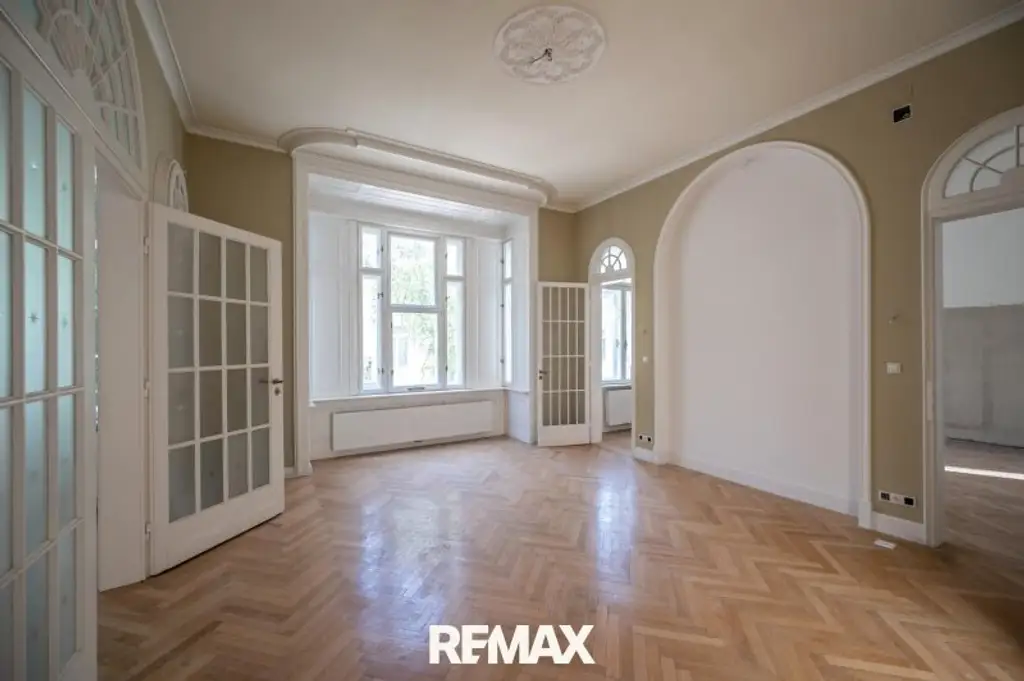 Rarität: Stadt-Villa mit weitläufigem Garten an exklusiver Hietzinger Adresse
