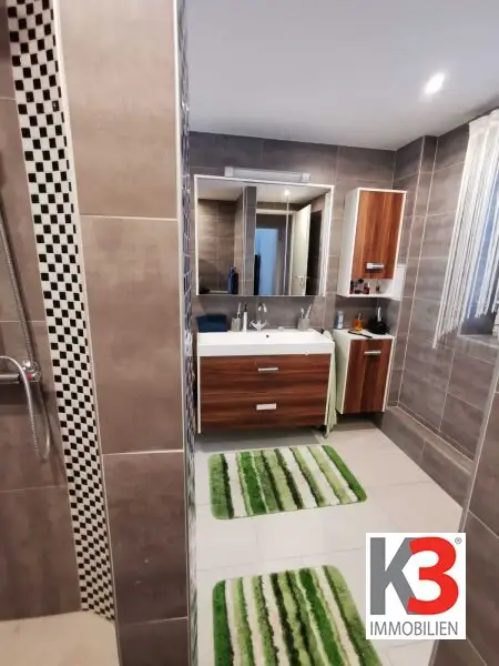 K3 - Gemühtlicher, barrierefreier Bungalow mit kleiner Werkstatt und angebautem Pavillon