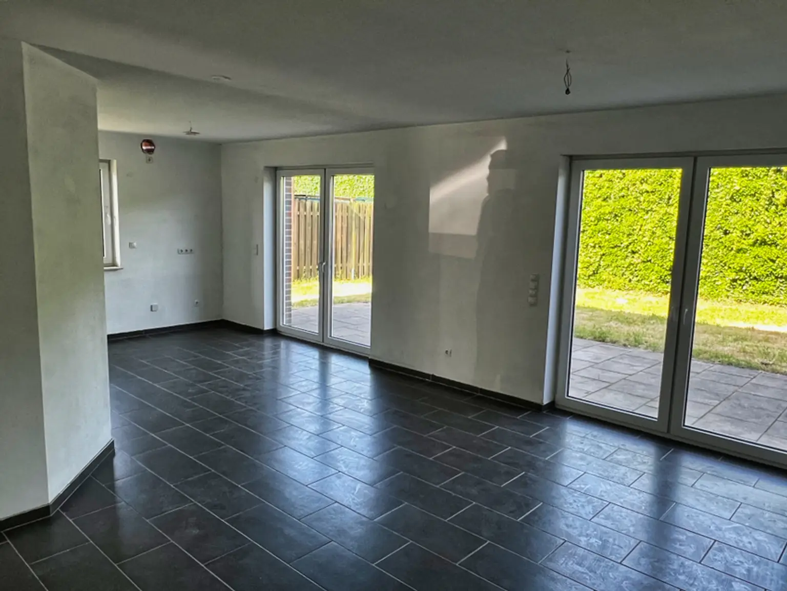 Energieeffizienzklasse A+! Modernisierte 3-Zimmer-Wohnung mit Garten und Terrasse!