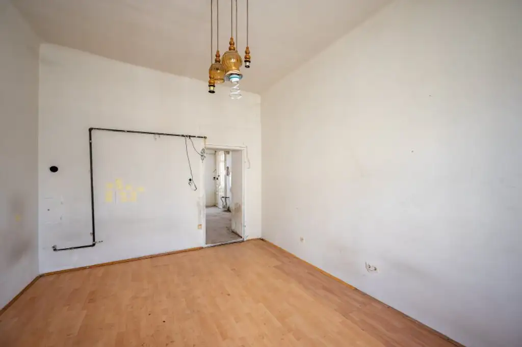 **Hannovermarkt** Sanierungsbedürftige 2-Zimmer Altbauwohnung -  Airbnb/Kurzzeitvermietung Zustimmung aller Eigentümer vorhanden