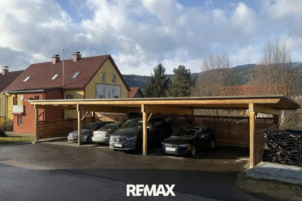 *** Top kernsaniertes 439m² Zinshaus mit Nebengebäude in Kindberg – 4 Einheiten incl. Carports, voll vermietet, starke Renditechance! ***