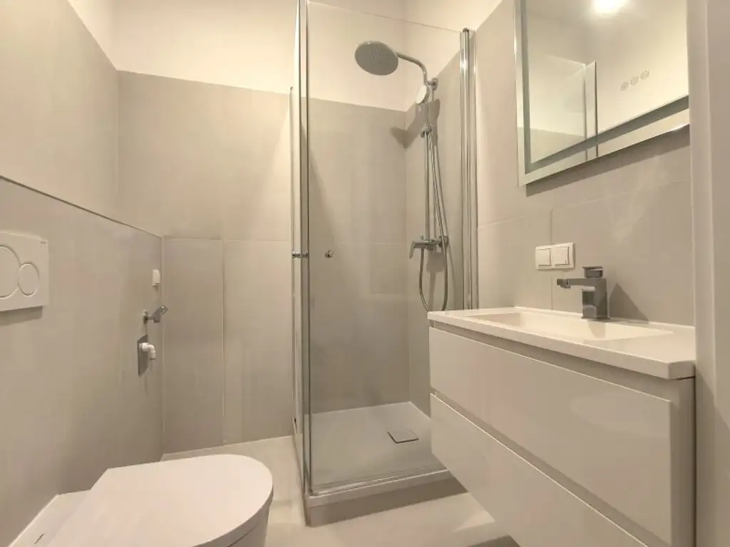 Stilvoll sanierte Altbauwohnung in Toplage – Pilgramgasse, 1050 Wien - U4 Fußläufig