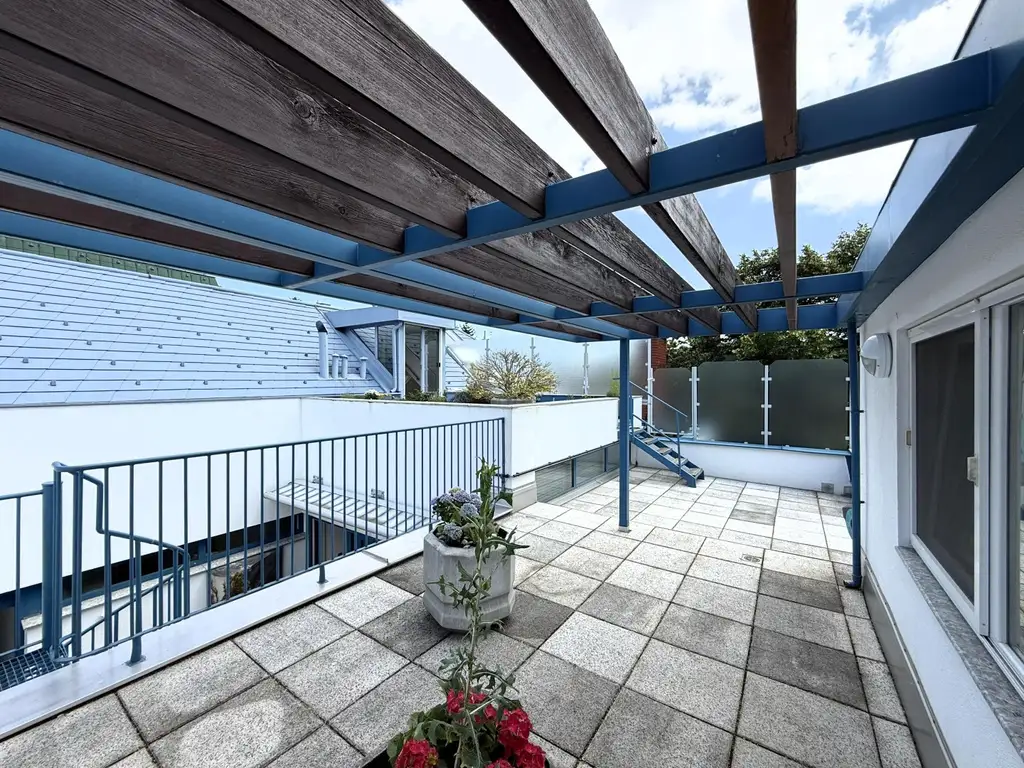 Modernes Atelier, Loft, Dachterrasse im Neunzehnten // Modern Studio, loft, roof terrace in the nineteenth //
