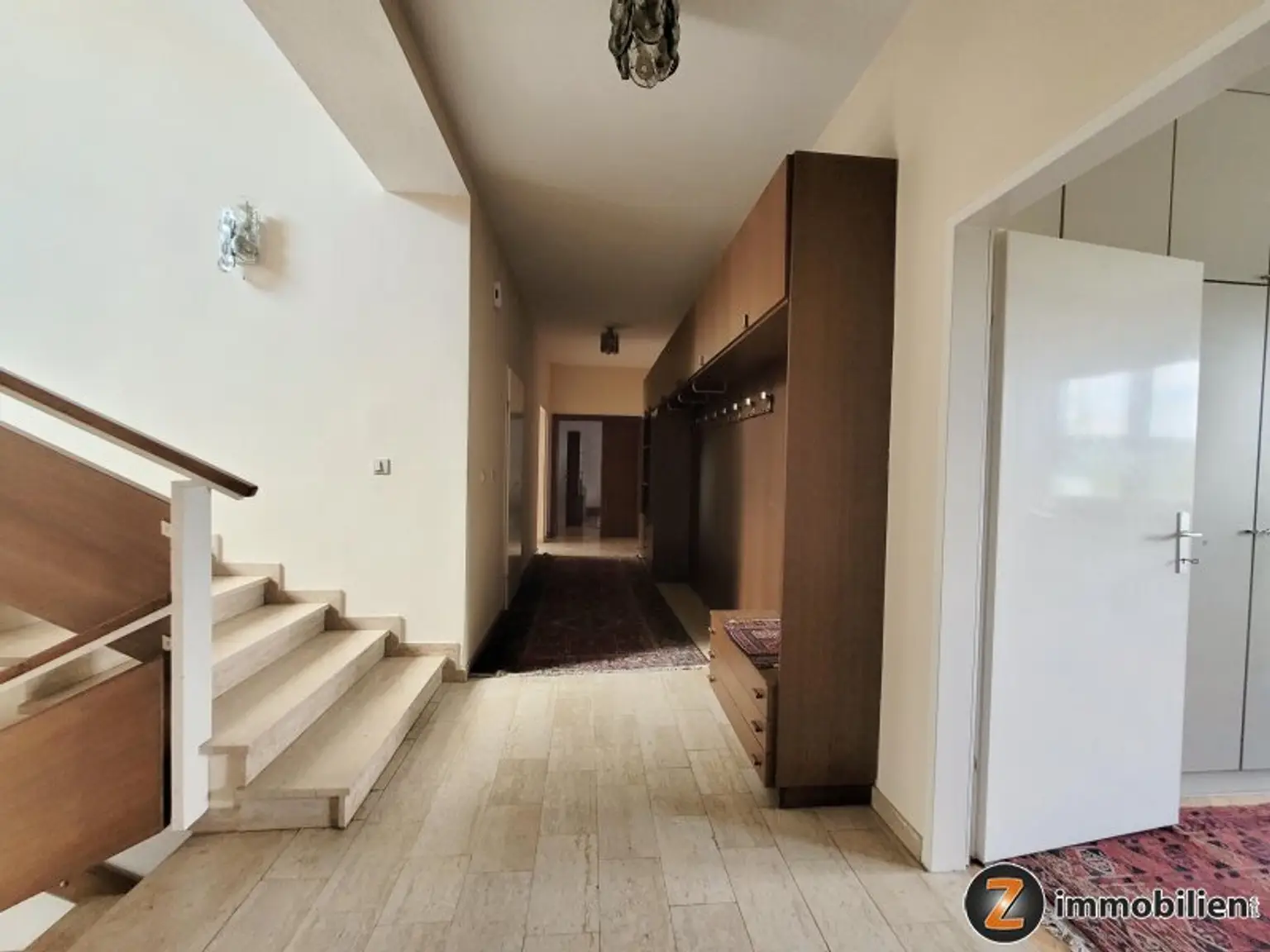 Großzügiges Wohnhaus mit Lift im lebenswerten Lockenhaus!