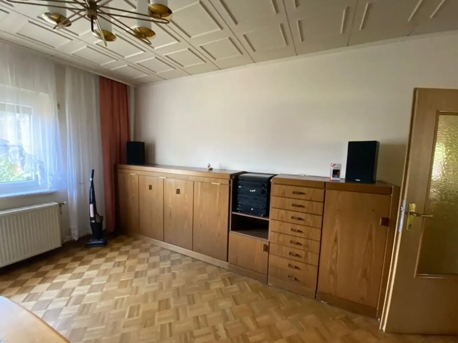 ***Ein schnuckeliges Haus mit überschaubarem Garten.***