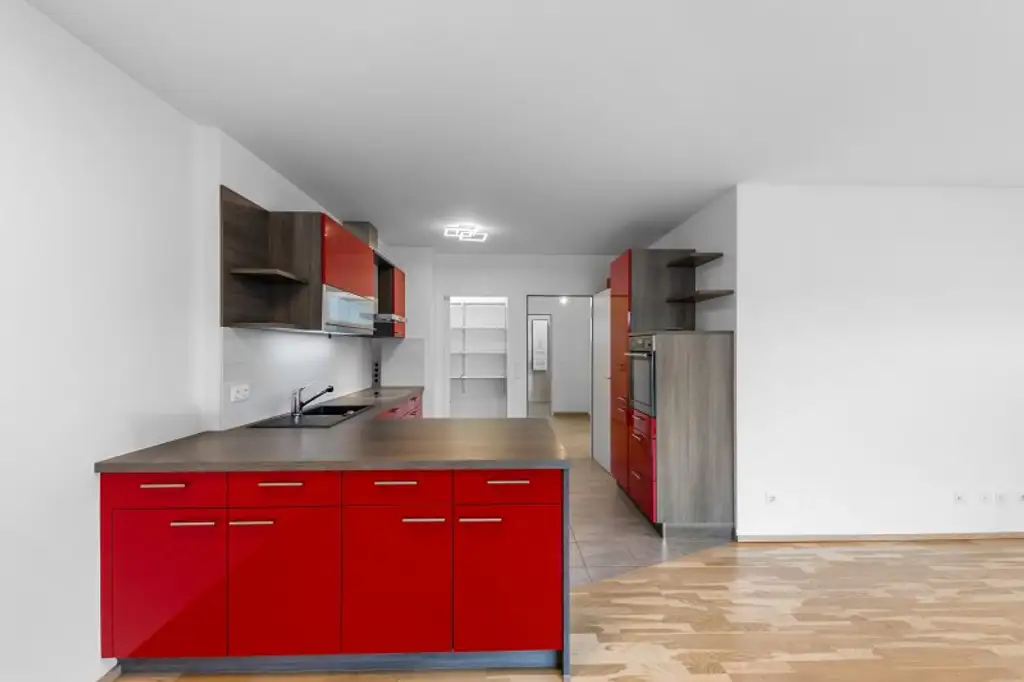 3-Zimmer Dachgeschosswohnung in Waidmannsdorf !