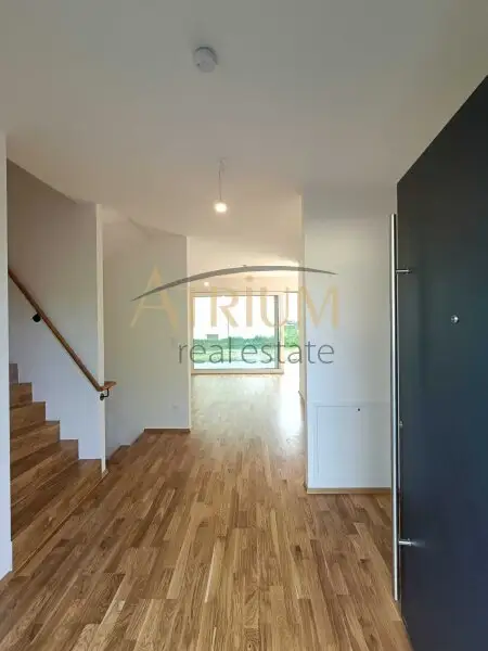 Reihenmittelhaus mit 5 Zimmer, Garten, 2 Terrassen – Erstbezug!