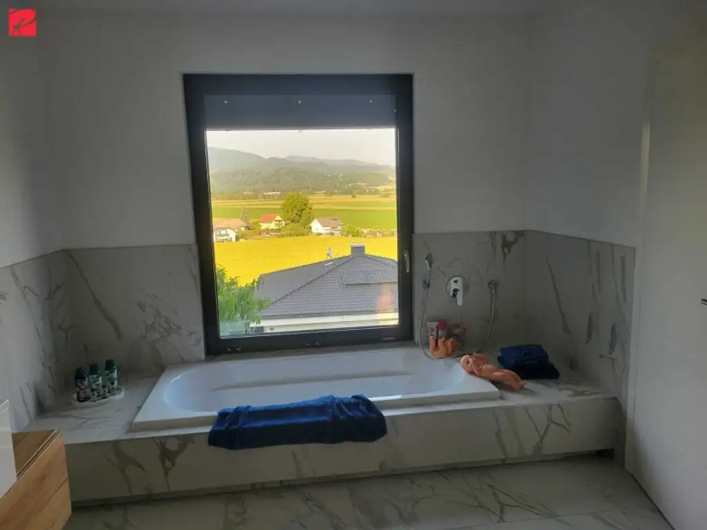 Perfekt geplanter geräumiger Familientraum mit Pool....nahe Klagenfurt
