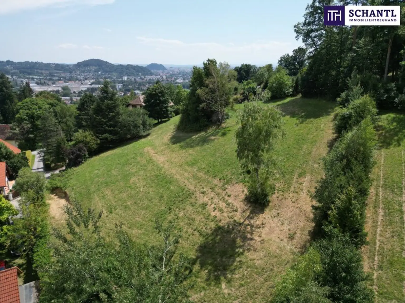 TRAUMHAFTER BAUGRUND Graz-St. Veit in absoluter Ruhelage! In einer Sackgasse gelegen und von der grünen Natur umgeben - SENSATIONELLER AUSBLICK! Jetzt anfragen und Details anfordern!