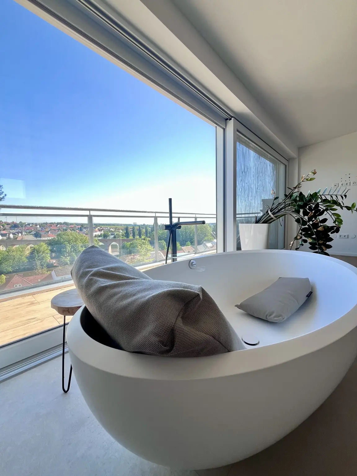 REPRÄSENTATIVES PENTHOUSE-JUWEL: Luxuriöses Dachgeschoss-Maisonette-Traum mit grandiosem Weitblick
