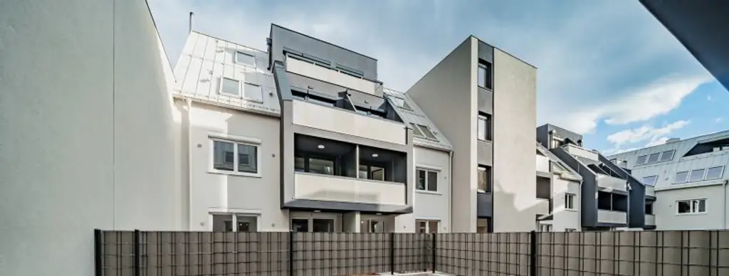 Himberger Straße 17/Volkmargasse 4, 1100 Wien