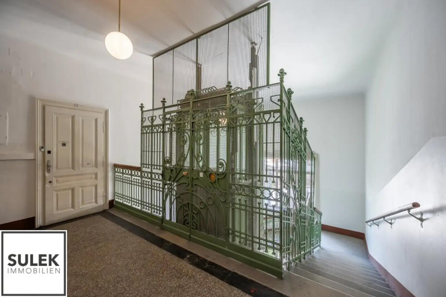 Großzügige 4-Zimmer-Wohnung am Brahmsplatz – Top-Lage im 4. Bezirk