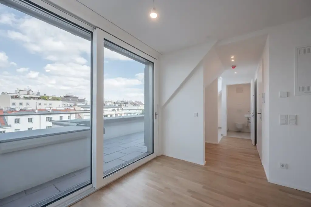 ++MOLLARD 50++ Outstanding 3-room apartment in a prime central location (1/28)