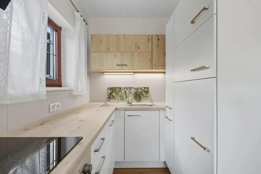 GARTENTRAUM MIT EIGENEM SEEZUGANG AM MARIENSEE- MODERN RENOVIERTES KLEINWOHNHAUS SOFORT BEZIEHBAR!