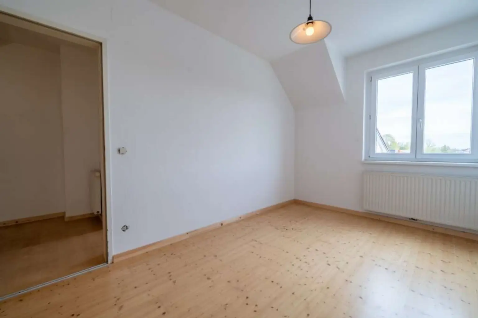 Gemütliche Dachgeschosswohnung mit Balkon